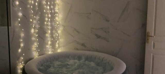 Jacuzzi, Romantisme et Relax in Bonnières-sur-Seine