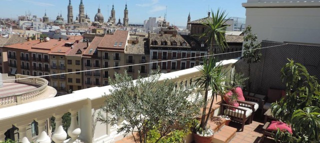 La Balaustrada, con parking incluido in Zaragoza