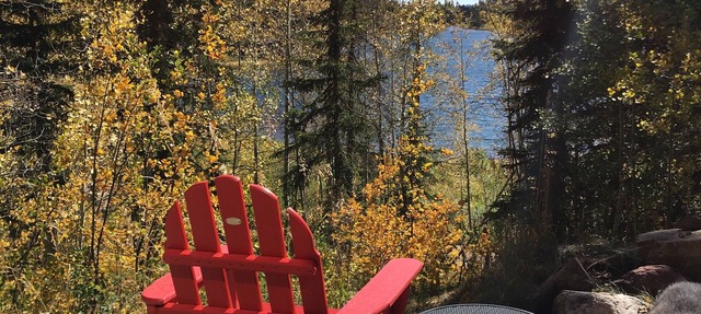Lakeside Adventurer's Cabin in Durango
