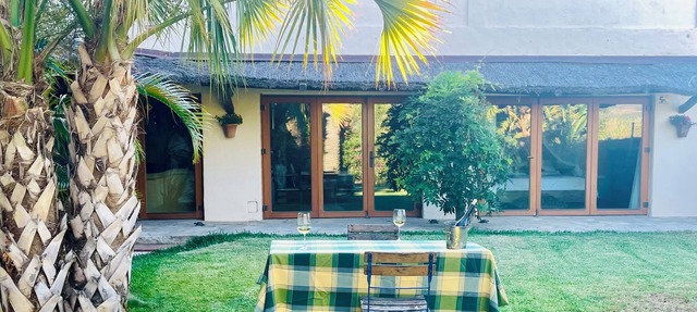Las Palomas Coastal Retreat, Tarifa sleeps 2-4 in Tarifa
