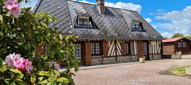 Le Clos du Savourey, charming Normandy farmhouse, sleeps 6 in Saint-Aubin-de-Scellon