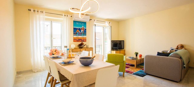 LE FOCH AP4244 By Riviera Holiday Homes in Niza