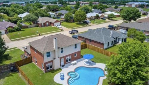 Little Elm Oasis in Little Elm