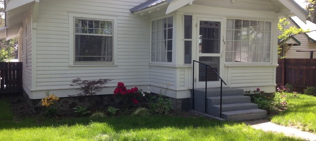 LOCATION: quiet and central! Cottage In The Heart Of Historic Downtown Bend! in Bend