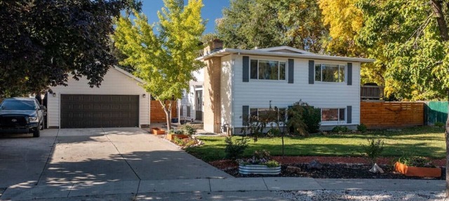 Lower Murray Cottonwood Circle - Close to Skiing! in Murray