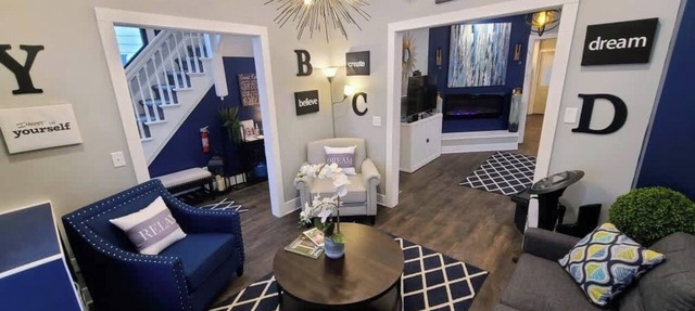 !Luxury Designed Listing! - Downtown - Soaker Tub in Kalamazoo