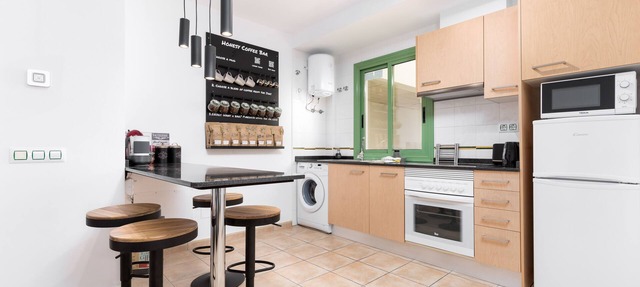 Luxury Apt King Size, 300mb Wifi & Free Coffee Bar in Castillo Caleta de Fuste