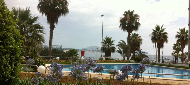Luxury sea views apart -Sea Prime Position just 25m to beach, chill out terrace in Calp