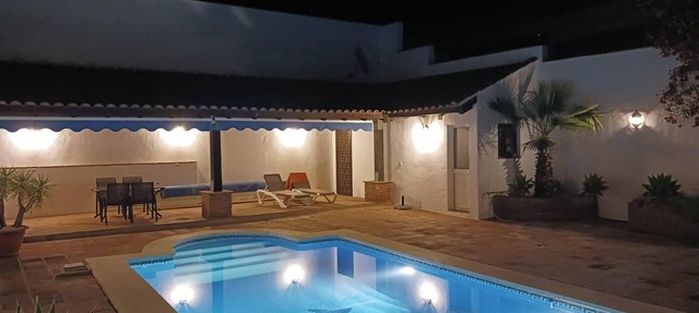Luxury villa @ Alhaurin Golf nr Mijas, pvt heated pool, wifi, aircon, fab views in Alhaurin El Grande