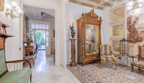 Luxury villa next to the beach in Canet de Mar