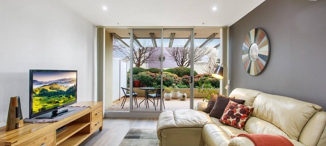 MadeComfy Spacious Canberra Living with Courtyard in Phillip