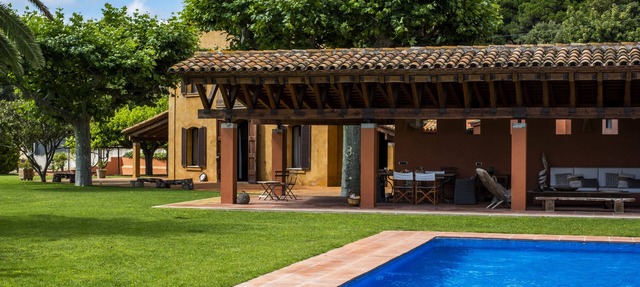 Masia Balís - Mediterranean villa with sea views and pool,pet-friendly in San Vicenç de Montalt