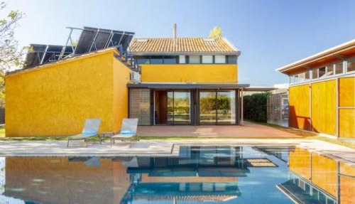 Masia Cal Sisplau, con piscina y rodeada de viñedos a 10 minutos de Vilafranca del Penedés, Barcelona ,Cataluña in San Martín Sarroca