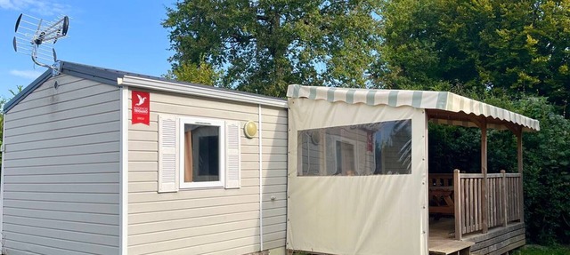 Mobile Home for 4 with Terrace in Angicourt