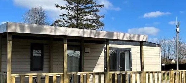Mobile home Grand Large 30 m² (2 bedrooms) + terrace 5 persons in CAHAGNOLLES