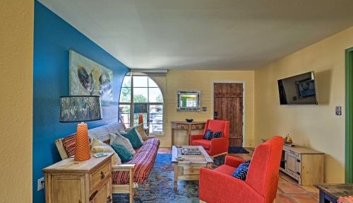 Modern Green Valley Condo - Near National Park! in Green Valley