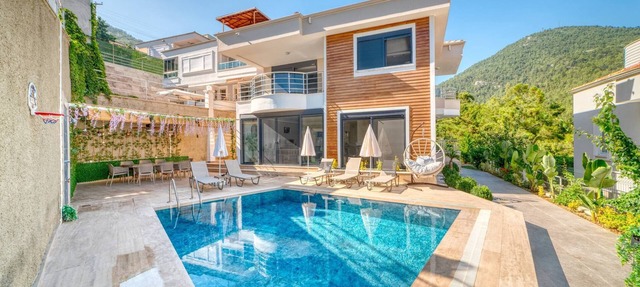 “Modern Villa Private Pool 10 min to Kleopatra Beach” in Antalya