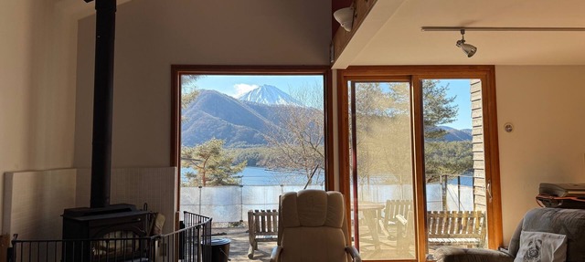 Mt.Fuji view/2min walk Lake Saiko/private cottage/BBQ/5min drive Kawaguchi Lake in Minamitsuru District