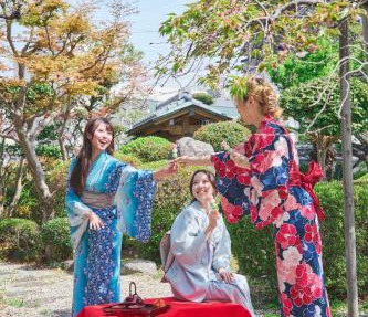 Newly opened special price ,Traditional Japanese house 130 m2 private,3 bedrooms,Fountain,Zen Japanese garden,2 free parking spaces in Beppu
