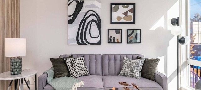 Perch - Dayton Dream: Cozy and Modern Home | Parking and City View in Seattle