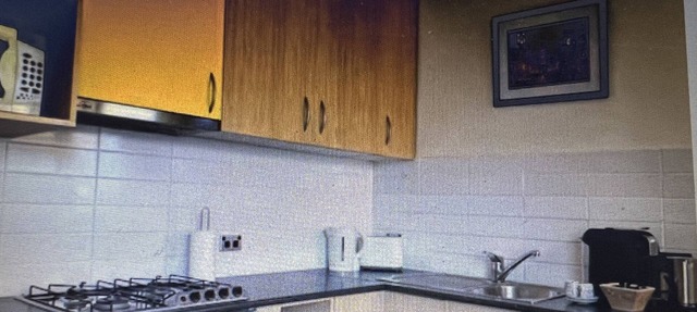 🐶 PET FRIENDLY : 2 Bedroom Ground level. Private. Trams .Park. Netflix.Pet ok in Surrey Hills