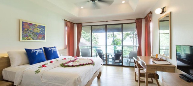 Phi Phi Bayview Premier Resort in Phi Phi Island