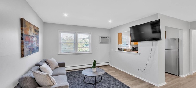 Pine Brook 817 I Corporate 1Br Apartment ! in Newark