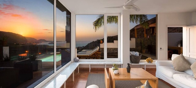 Plunge pool, terraces, garden, BBQ & lounge [A] in Icod de los Vinos