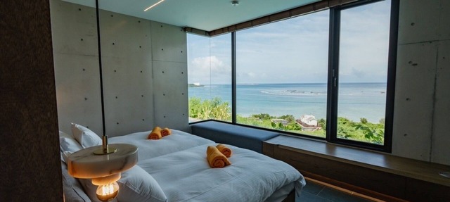 Premium Suite Luxury Villa for Adults｜Spectacular infinity pool with the blue ocean of Okinawa all to yourself｜Sauna, Jacuzzi, and fire pit for a full day of fun in 中頭郡本部町