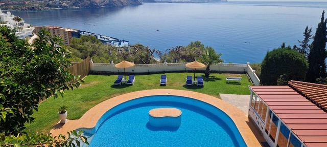 pretty house with wonderful sea view wifi available throughout the property in Spagna
