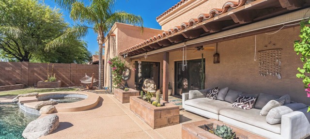 Pristine Placita- Enjoy a Spa-Like Oasis w/Pool & Views in Tucson