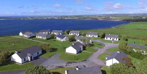Quilty Holiday Cottages - Type A in Quilty