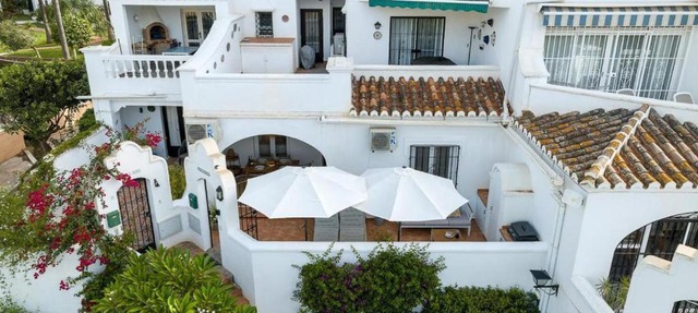Rabat 2 Oasis Properties in Nerja