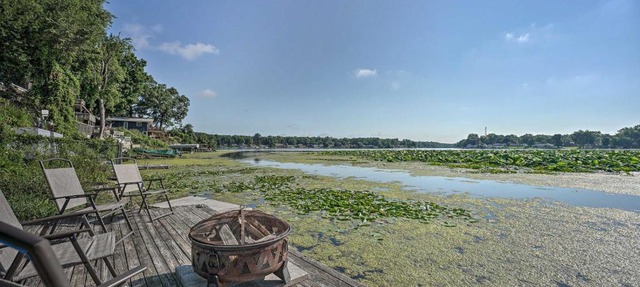 Remodeled Osceola Home with Fire Pit and Dock! in Osceola