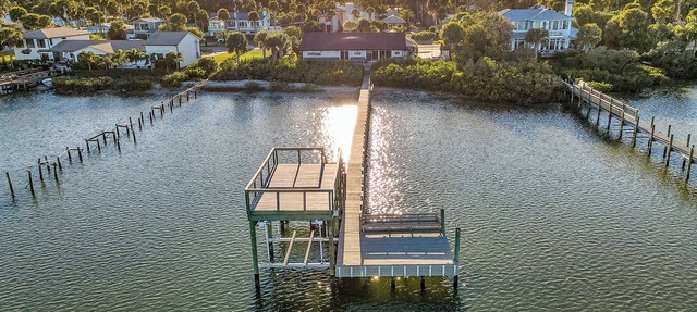 🛥️Riverfront Home | Golf Cart | River Toys | Tiki Bar | Hooked on the River🛥️ in Edgewater