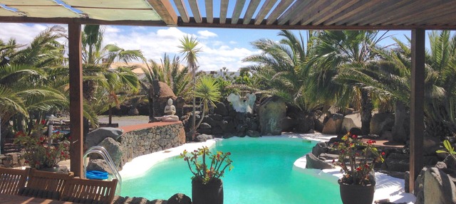 Rockstones House . . in Lajares