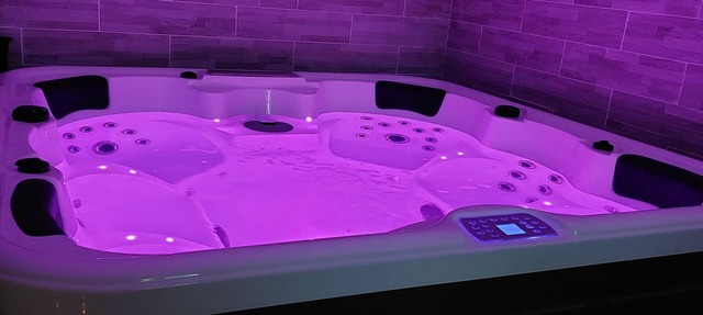 Romantic getaway with private spa-O'spa des 3 étôts in Cernoy