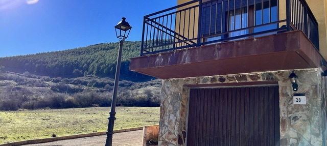 Rural accommodation in the middle of the mountains next to hiking trails in Tragacete