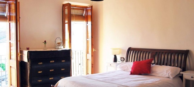Rural house with a patio and a barbecue. Perfect for families and pets. 1 hour from Barcelona in Sant Joan de Mediona