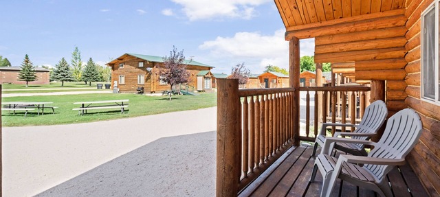Rustic camping studio with large front porch & kitchenette in St. Charles