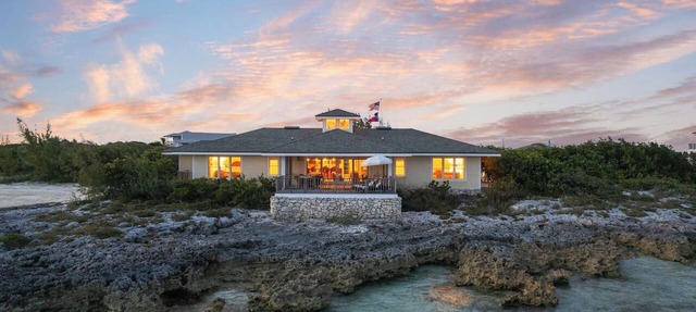 Secluded Private Beachfront Villa on Staniel Cay in Exumas Bahamas in Staniel Cay