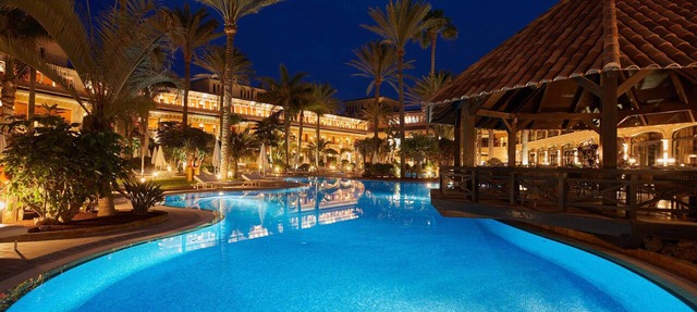 Secrets Bahia Real Resort and SPA in La Oliva