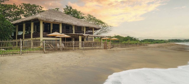 Serene beach front Villa near Vigan in San Juan