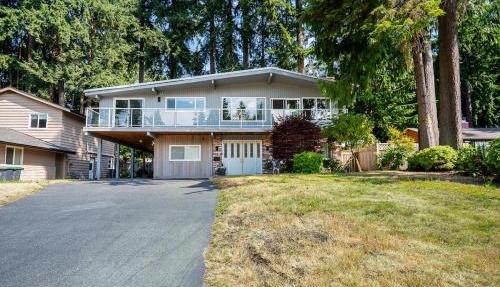 Serene Nature Retreat in North Vancouver