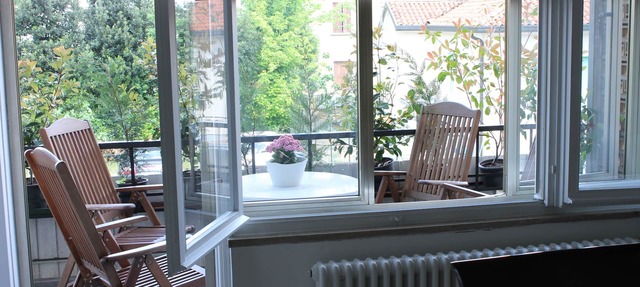 Spacious accommodation within walking distance of the historic center, 25 minutes by train from Venice in Treviso