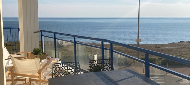 Spacious T3 with terrace facing the sea wifi ascenseur 4 people in Saint-Hilaire-de-Riez
