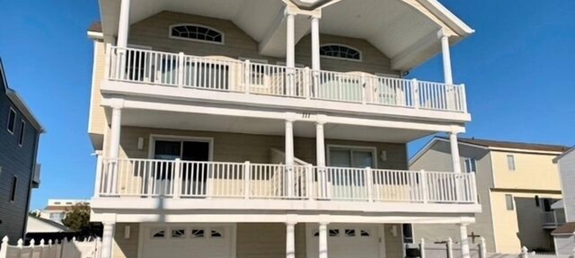 Spacious front decks boast both ocean and bay views in Sea Isle City