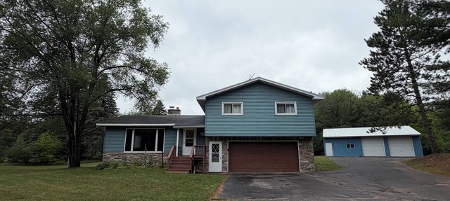 Spacious Wisconsin Northwoods Escape -Private Fire Pit and Close Water Access in Porterfield