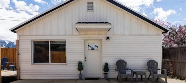 Standalone Cottage - 2Bds/mins to recreation & fun in Sandy