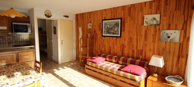 Studio cabin for 4, at the foot of the slopes, Auris en Oisans in Auris